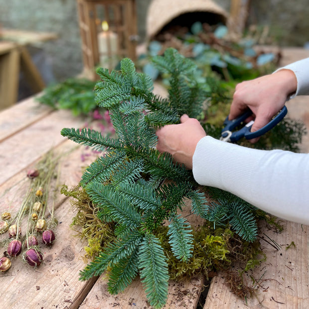 Create Your Own- Luxury DIY Kit “Spiced Clementine” Fresh Winter Wreath